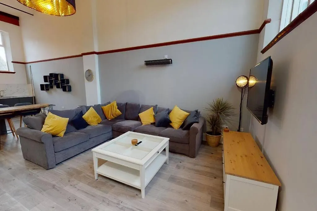 Hu1 Boutique City Apartment- Sleeps 6 Kingston upon Hull United Kingdom