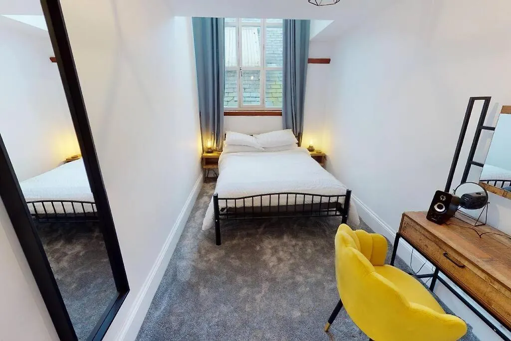 Apartment Hu1 Boutique City Apartment- Sleeps 6 Kingston upon Hull