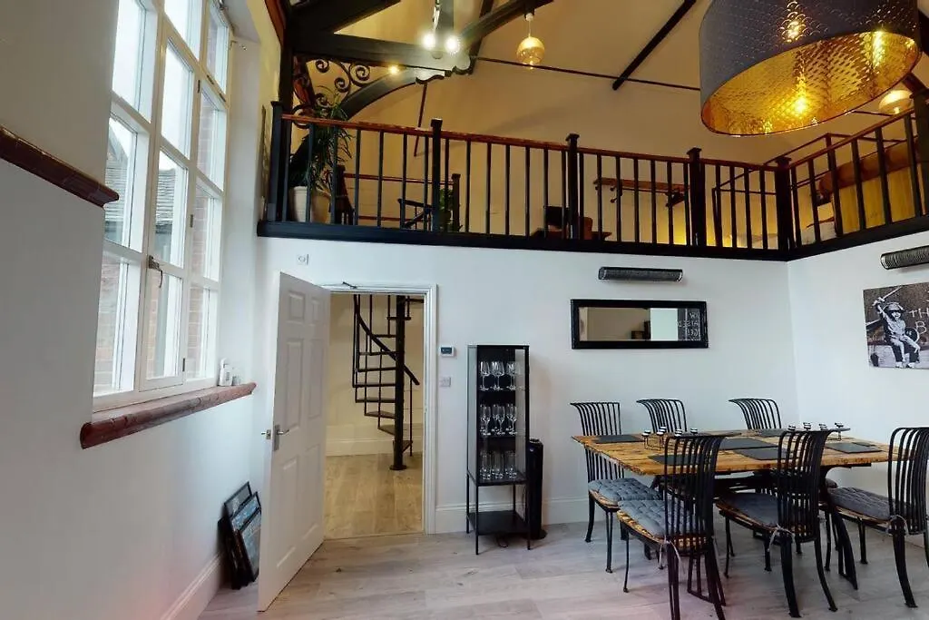 Apartment Hu1 Boutique City Apartment- Sleeps 6 Kingston upon Hull